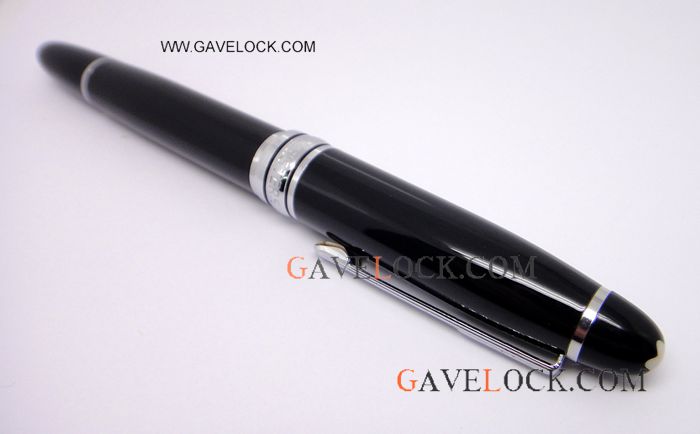 Copy Mont Blanc Meisterstuck Black Rollerball Pen Extra Large